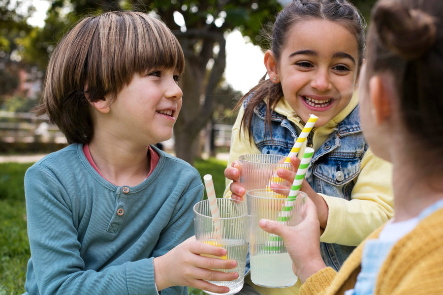 children-having-lemonade-stand-min.jpg